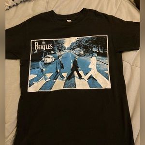 Beatles : Abbey road Album 💿 cover Tee !!